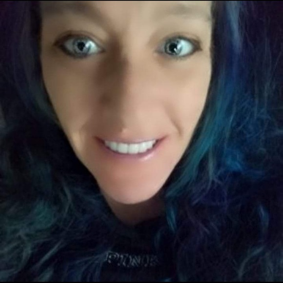 Meet your Posher, MsDependable! - Picture 2 of 15